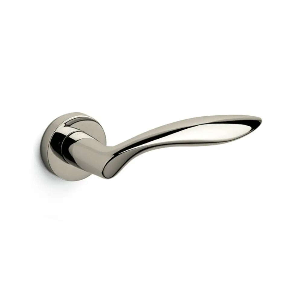 MANIGLIA ONDA PER PORTA INTERNA Olivari
